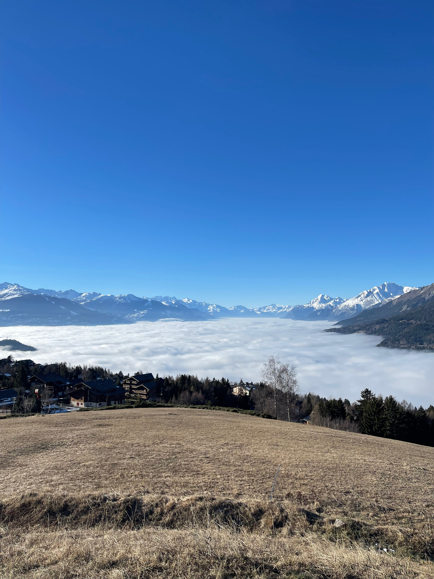 Mer de nuages depuis les hauteurs